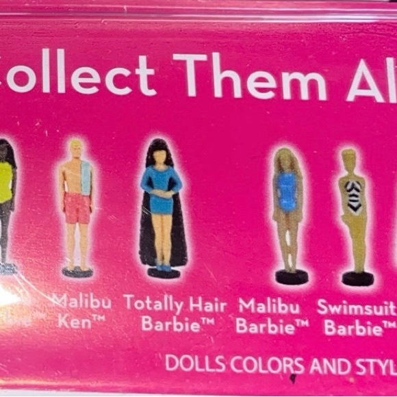 BNIB Worlds Smallest Barbie Fashion Case w/2 Barbies - Picture 3 of 5